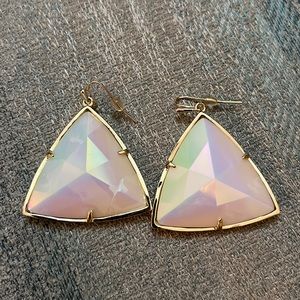 Kendra Scott white iridescent Nikki drop earrings